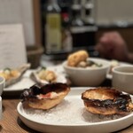 オイスターテーブル - 