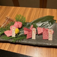 神戸牛焼肉 石田屋。Hanareの上 - 