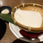 月の蔵人 - 自家製手作りざる豆腐