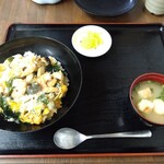 中西食堂 - さざえ丼