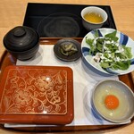 すき焼き十二天 - すき焼き重