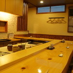 鮨 いとう - 非日常感のある素敵な雰囲気