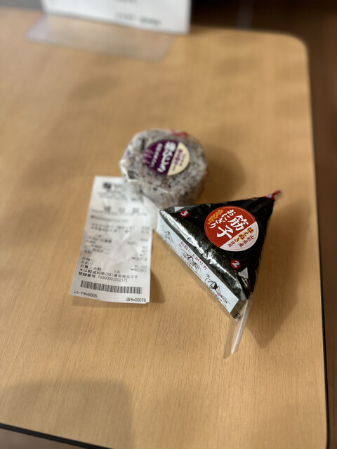 ヤマザワ 堀川町店（南米沢）- コンビニ・スーパーの便利さと地域密着サービス