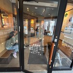 焼肉きんぐ 名古屋上飯田店 - 待ち行列が…