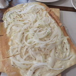 ガンゲット・ラ・シェーブル - 玉ねぎのタルトフランベ！サックサク＆軽い♪