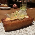 BATIDA - 中にエビのソースが挟まってます。フレンチトースト高級サンド。