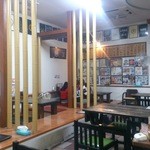 長尾中華そば - 内観　広いです！2014.11撮影