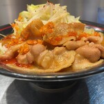 麺創研 紅 - バラ肉60g