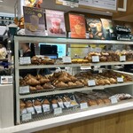 カーリーズ クロワッサン トウキョウ ベイク スタンド - 