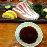 やき鳥三太郎 - はまち刺身(2025年9月8日撮影)