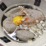 助六 - すり身食べる？スープのやつと揚げたのあるけど？と聞かれたのでスープのやつ注文。