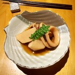 いざかや しん - 里芋と烏賊の煮物です(o^^o)