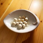 いざかや しん - 炒り銀杏です(o^^o)