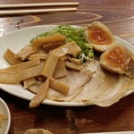 元祖久留米らーめん　福ヤ - おつまみ3種