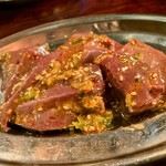 ホルモンシティ - 生でもイケそうな【レバー】は臭みも無くぷりぷりの極ウマ！