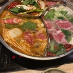 ビャンビャン麺 火鍋 成都 - 
