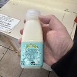 パンと牛乳の店 ミルクスタンド - 