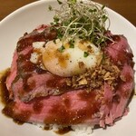 AOI cafe - ローストビーフ丼