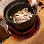 馬車道 大かわ - 松茸と鮭のご飯