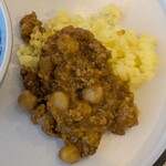 グランサンク - ラム肉とひよこ豆のカレー