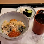 馬車道 大かわ - イクラをのせて