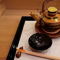 馬車道 大かわ - 松茸の土瓶蒸し