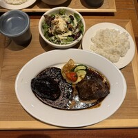 上野洋食遠山 - 