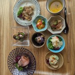 JIGORO OCEAN - 前菜8種