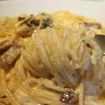 ド・マーレ湘南 - 自家製ベーコンと濃厚玉子のカルボナーラ（大盛り）