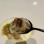 cepages - 中にはキャビアが隠れています。増田牛と地鶏のコンソメジュレ、プリプリ新鮮な牡丹海老がたっぷり♪