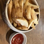 とくら - 単品のポテトフライ380円