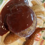 とくら - 見て！このハンバーグの美しいフォルム！