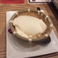 赤坂うまや 新宿 - 唐津 川島豆腐店のざる豆腐