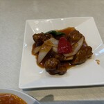 龍天楼 - もう一品は酢豚を選んでみました。  全体的に味はあっさりだけどコクのある上海料理を主とした本格中華です。