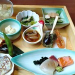 くずし割烹 こまじろ - 和の御膳