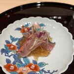 梅田 すし継 - 金目鯛とポン酢ジュレ薬味