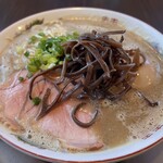 AKIHA麺屋 粋翔 - old ramen古町豚骨　白　キクラゲ、味玉TP