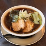 AKIHA麺屋 粋翔 - サービスセットのラーメン。