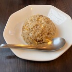 AKIHA麺屋 粋翔 - サービスセットのチャーハン。