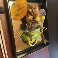 等々力 ひらさわ - 白焼　鮎　松茸、栗の揚げ物　酢の物