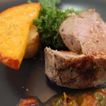 アウルスダイニング - メインの岩中豚ヒレ