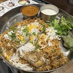 エリックサウス 八重洲店 - チキンビリヤニプレート