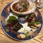 明神丸 - 鰹のタタキ　タレ、塩、季節の塩