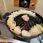 札幌成吉思汗 しろくま  札幌本店 - 玉ねぎはお通し