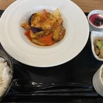 CHINESE DINING 瑞 - 【香辣鶏片】週替わりランチ定食