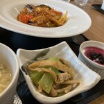 CHINESE DINING 瑞 - 小松菜と油揚げのナムル