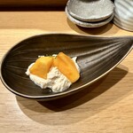 天神寿司 - 白和え、柿添え