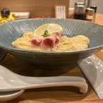 おダシと銀しゃり 中華そば 蒼し - 横からも　※ボリューム的には、それなり