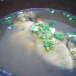 このスープ、マジで美味い。