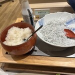 ホテル オーレ イン - しらす大根